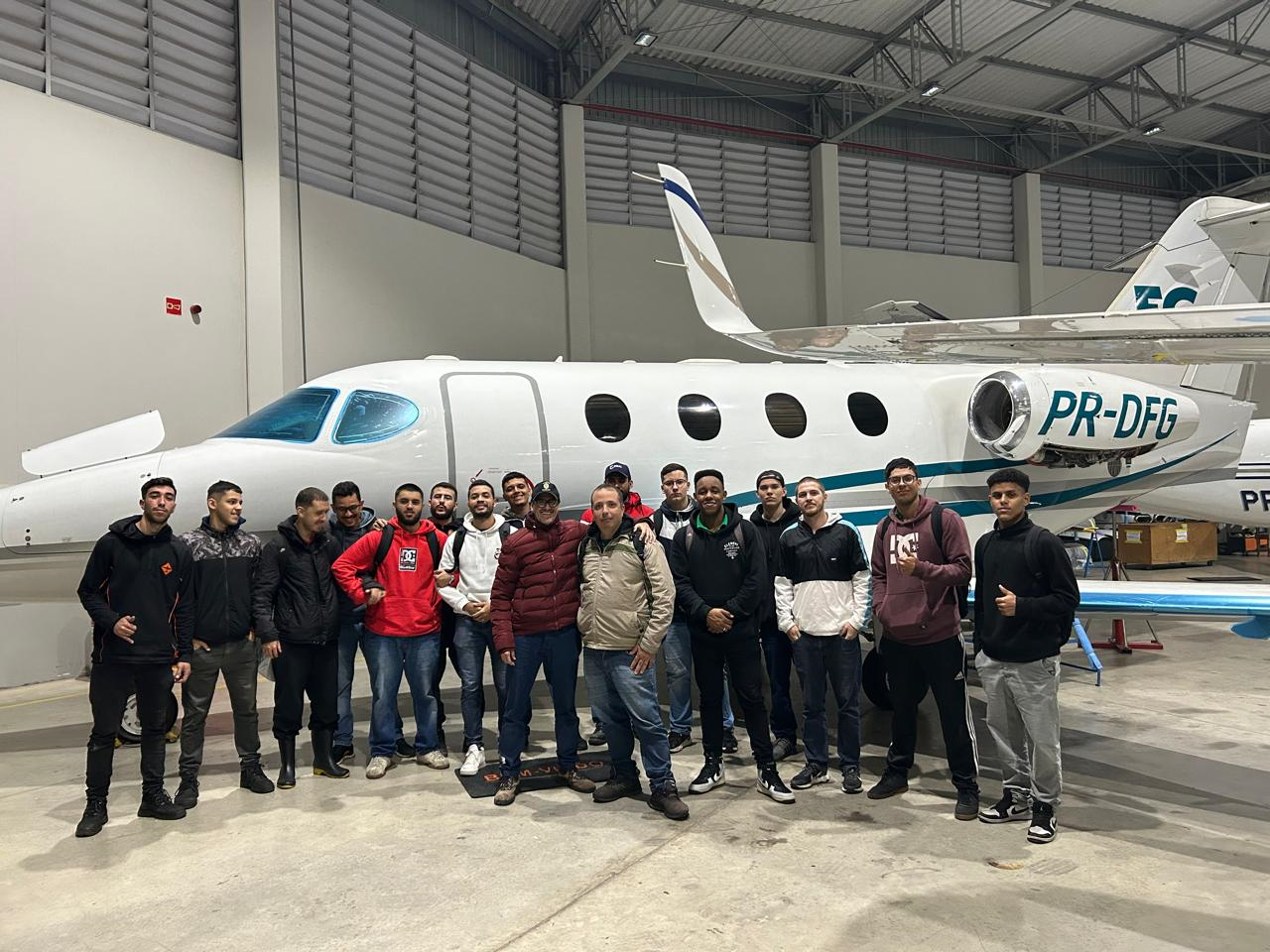 Curso de mecânica em aviação